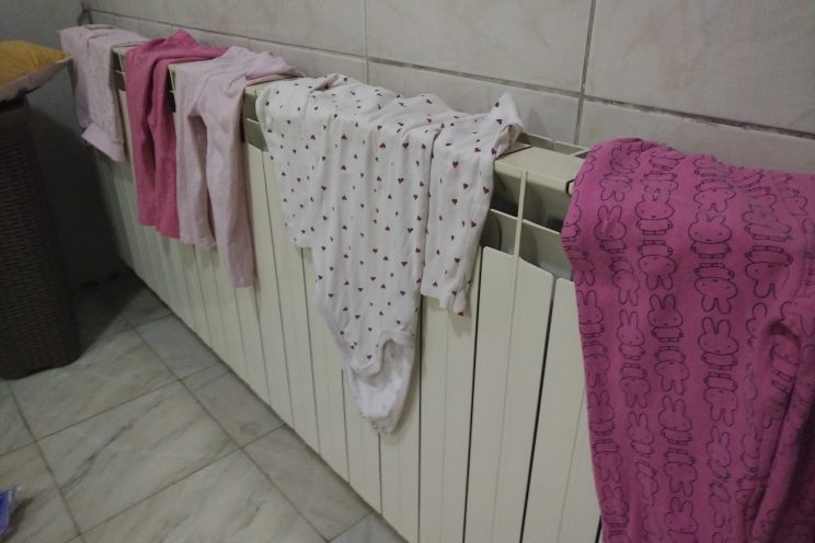 pantaloni suria